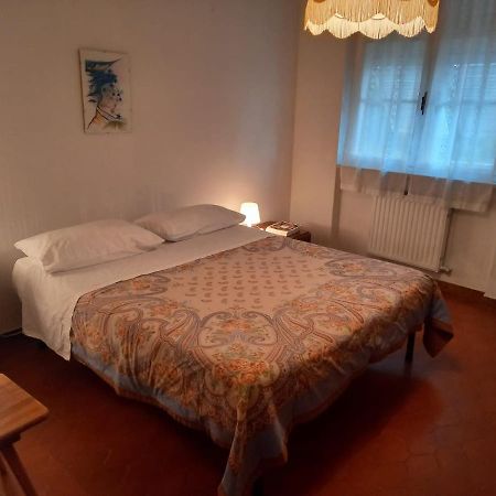 Casa Vacanza Villa Patrizia Follo Alto Екстериор снимка