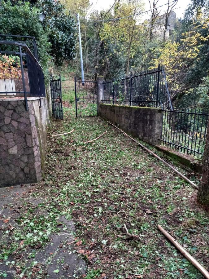 Casa Vacanza Villa Patrizia Follo Alto Екстериор снимка