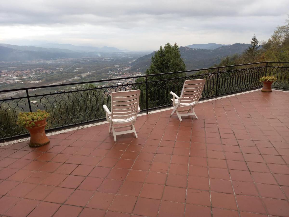 Casa Vacanza Villa Patrizia Follo Alto Екстериор снимка