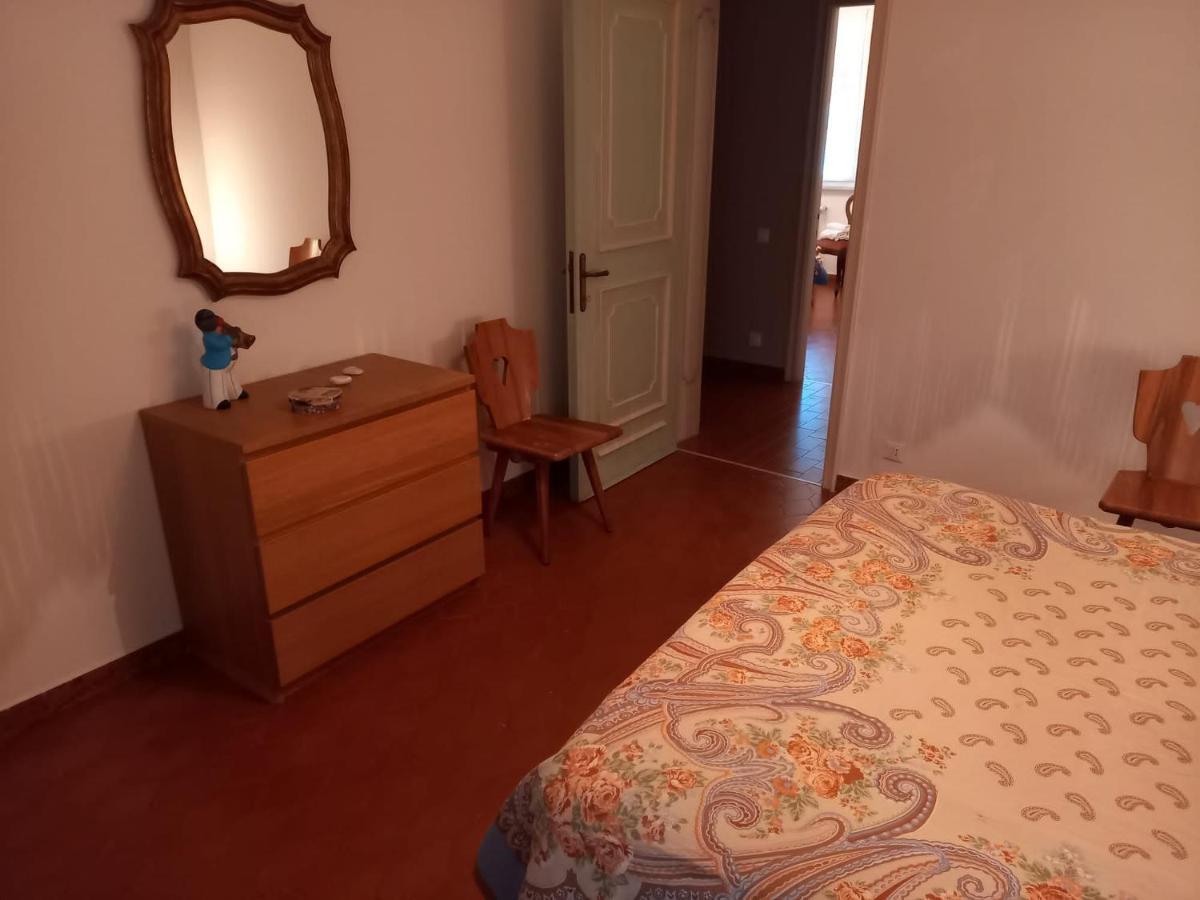 Casa Vacanza Villa Patrizia Follo Alto Екстериор снимка