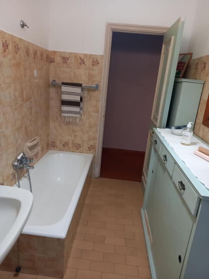 Casa Vacanza Villa Patrizia Follo Alto Екстериор снимка